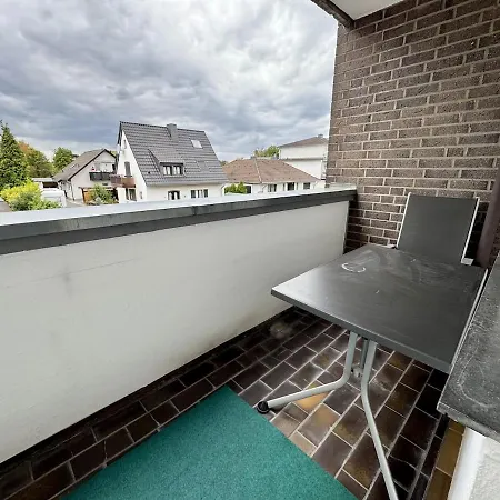 With Underground Parking In Appartement Langenfeld (North Rhine-Westphalia)